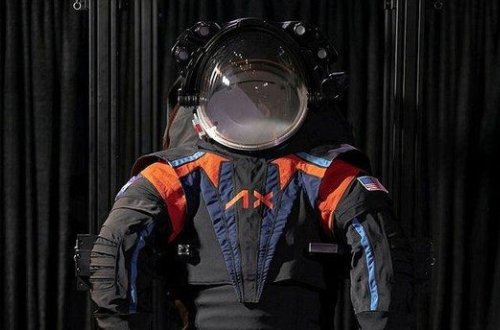 Aya səyahət üçün yeni skafandr təqdim edilib