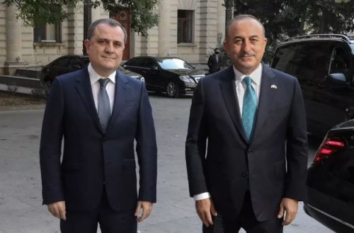 Azərbaycan və Türkiyənin xarici işlər nazirləri arasında telefon danışığı olub