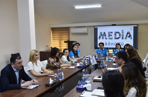 Əhməd İsmayılov MEDİA könüllüləri ilə görüşüb