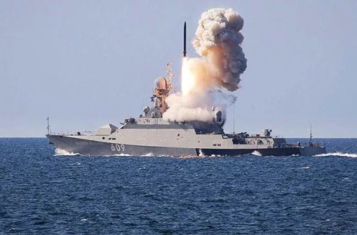 Rusiyanın raketləri daşıyan qatar vurulub