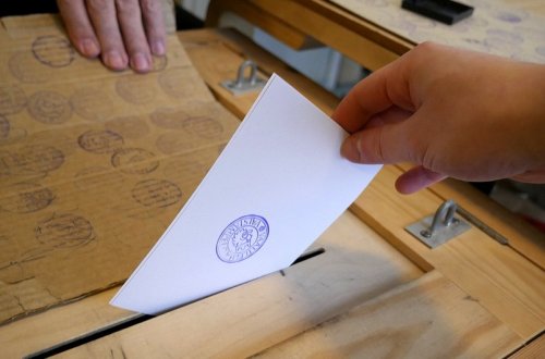 Finlandiyada parlament seçkisində erkən səsvermə başlayıb