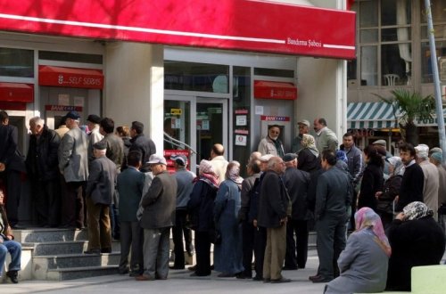 Türkiyədə minimum pensiya 36 % artırılır