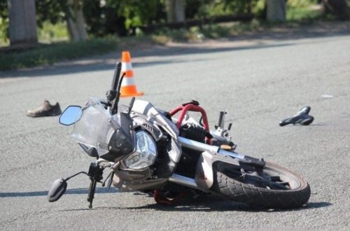 Bakıda 30 yaşlı motosikletçini avtomobil vurub