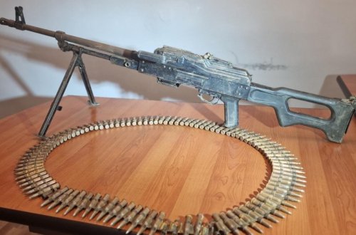 Bərdədə pulemyot satmaq istəyən şəxs həbs edilib - FOTO