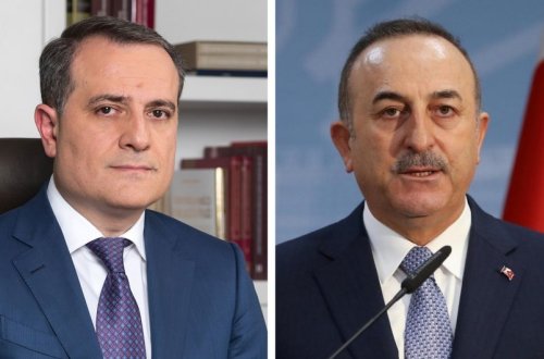 Ceyhun Bayramov və Mövlud Çavuşoğlu bölgədəki son vəziyyəti müzakirə edib