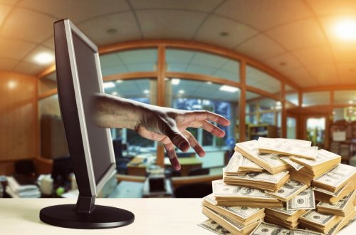 Bakı sakininin bank hesabından pul oğurlanıb