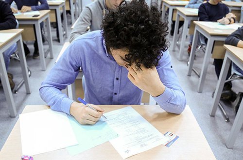 Aprelin 2-də imtahan verəcək şagirdlərin nəzərinə!