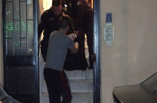 DƏHŞƏT: Arvad ərini ürəyindən bıçaqladı