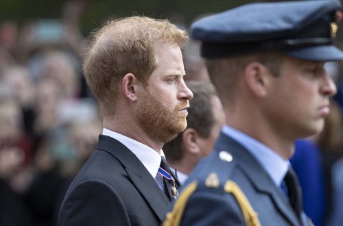 Şahzadə Harri telefon dinləmələri və məxfilik iddiasına görə Londona gəlib