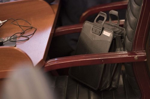 Azərbaycanda baş həkim işdən çıxarıldı - FOTO