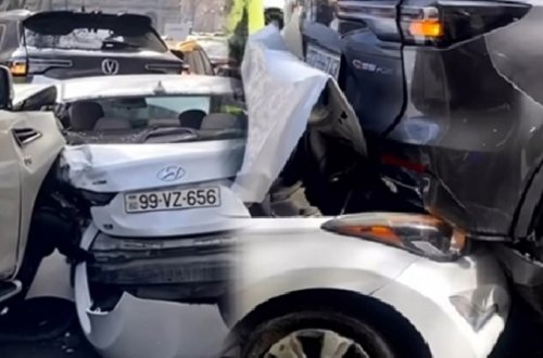 “001” Bakının mərkəzində lüks maşınları əzdi (VİDEO)