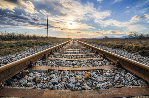 Azərbayanda 14 yaşlı oğlanı öldürüb dəmiryoluna atdılar