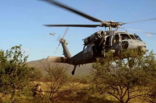 ABŞ-da iki hərbi helikopter havada toqquşub