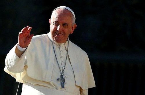 Papa Fransisk xəstəxanaya yerləşdirilib