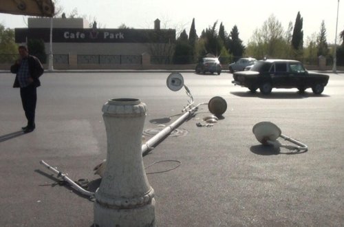 Bərdədə güclü külək dağıntılar yaradıb - FOTO