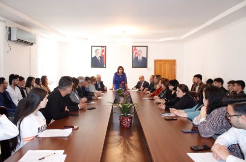 “Heydər Əliyev ili” çərçivəsində tələbələrin növbəti elmi konfransı keçirilib