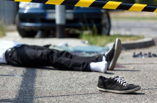 Gəncədə avtomobil piyadanı vuraraq öldürüb