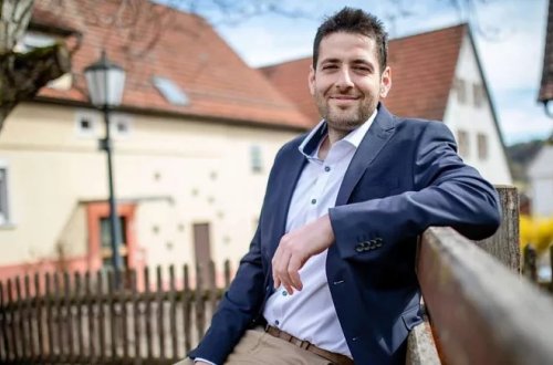 Suriyalı miqrant Almaniyada bələdiyə seçkilərində qalib gəlib