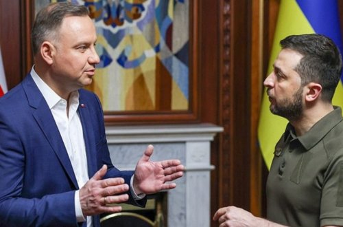 Ukrayna Prezidenti Polşaya gedib