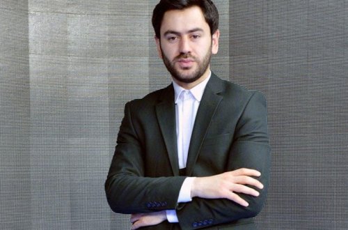 Üzeyirdən “YouTube”də YENİ REKORD - 1 milyardı ötdü - FOTO