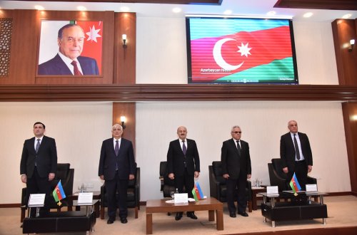 Nəsimi rayonunda milli məclisin üzvlərinin, ziyalıların iştirakı ilə toplantı  keçirilib