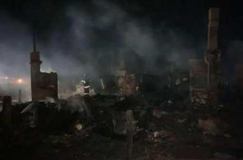 Keçmiş arvadını başqa kişi ilə tutdu: Atası ilə birlikdə diri-diri yandırdı