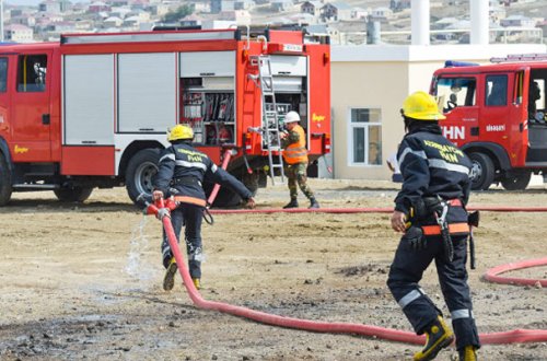 Bakıda dəhşətli yanğın - Ölənlər var