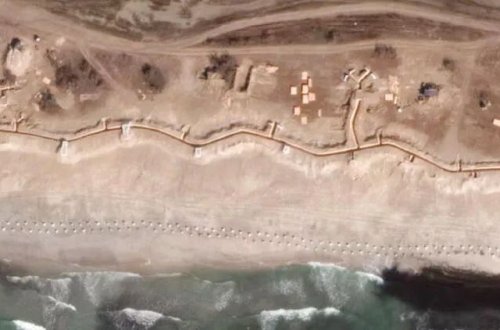 Rusiya Krımı müdafiə etmək üçün səngərlər hazırladı