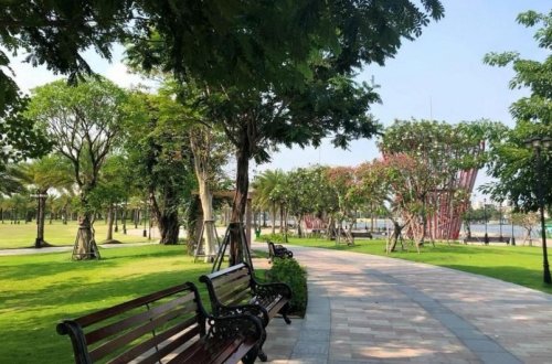 Xırdalanda parkdan oturacaq və idman aləti oğurlanıb