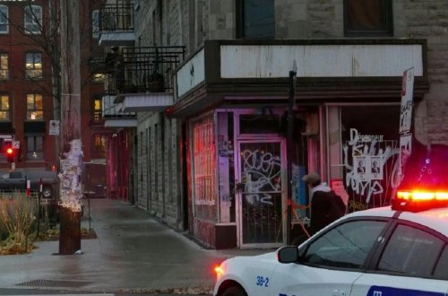 Kanadada Quranı yırtmaqda şübhəli bilinən şəxs saxlanılıb