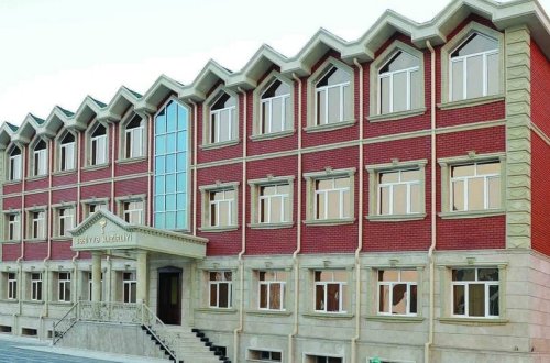 Naxçıvan Muxtar Respublikası səhiyyə nazirinin müavinləri işdən çıxarılıblar