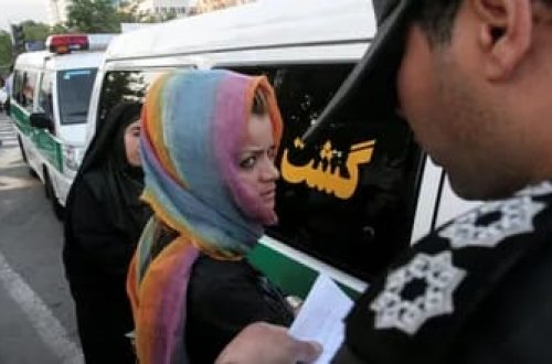 İranda hicab tələbinə əməl etməyənlər mühakimə olunacaqlar