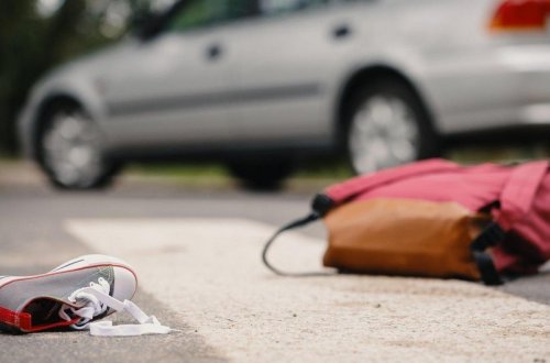 В Баку автомобиль сбил 21-летнюю девушку