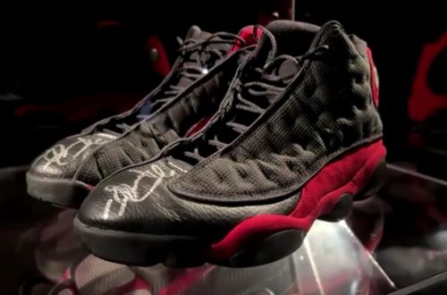 Maykl Cordanın ayaqqabıları rekord qiymətə satılıb