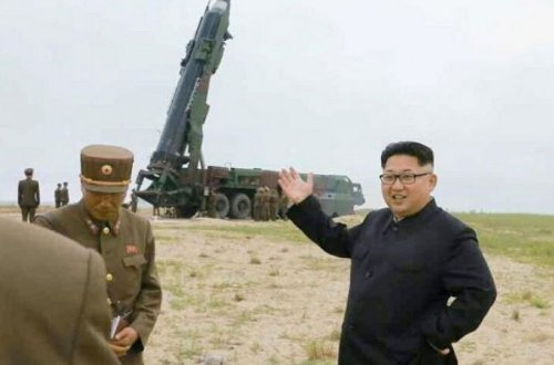 Şimali Koreya yeni qitələrarası ballistik raketini sınaqdan keçirib