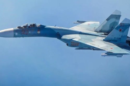 Rus pilot Britaniya təyyarəsinə raket zərbəsi endirib