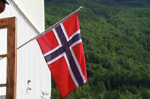 Norveç Rusiya səfirliyinin 15 əməkdaşını ölkədən çıxarır