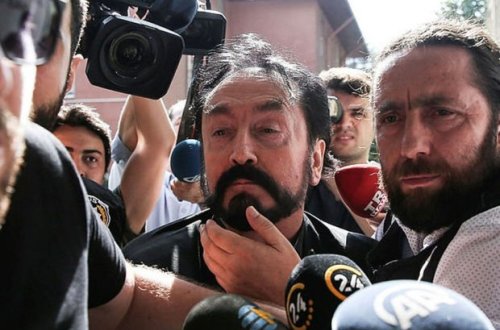 Adnan Oktarın vəkilləri ilə görüşməsinə niyə qadağa qoyuldu? - FOTO