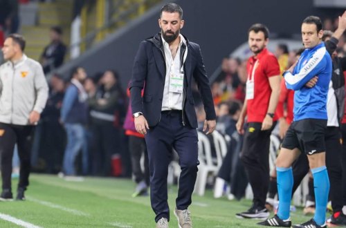 Arda Turan məşqçilik karyerasına məğlubiyyətlə başladı