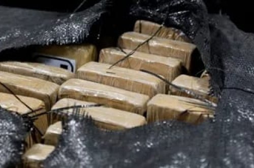 Aralıq dənizində olan paketlərdə 2 ton kokain tapılıb