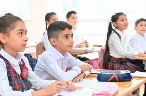 Birinci siniflərə qəbul başlayır - Bu tarixdən