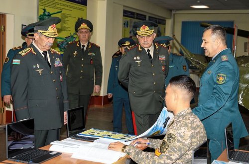 Закир Гасанов посетил Военный институт Сухопутных войск в городе Алматы