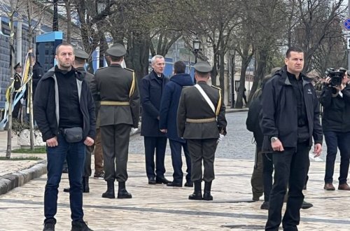 NATO baş katibi Kiyevdədir