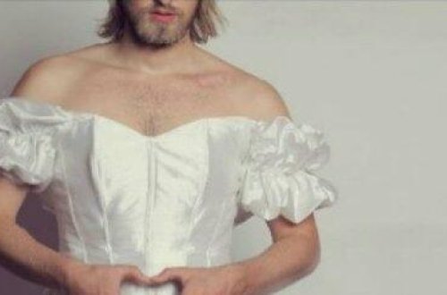 Kişiyə qadın paltarı geyindirib təhqir edənlərə BU CƏZA VERİLDİ - Lənkəranda ŞOK OLAY - FOTO