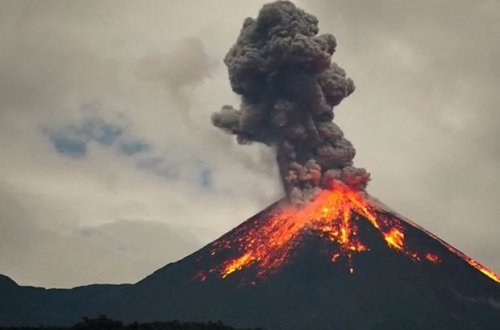 Sanqay vulkanı 13 km hündürlüyünə kül püskürdü