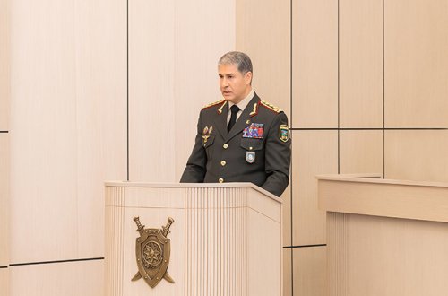 Vilayət Eyvazov rəis və müavinini işdən çıxardı