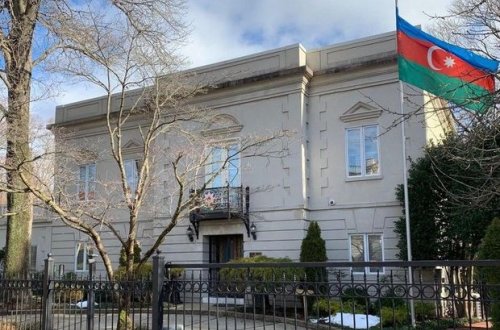 Ermənilər Azərbaycan səfirliyinin önündə mitinq keçiriblər - VİDEO