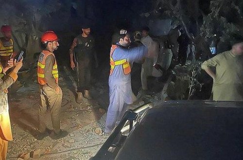 Pakistanda polis idarəsində partlayış baş verib: 13 ÖLÜ, 50 YARALI