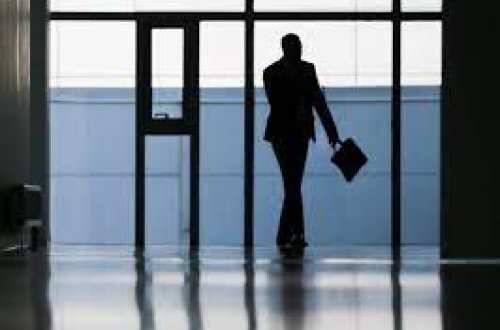 Rusiya Norveçin 10 diplomatını “persona non-qrata” elan edib