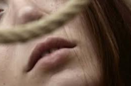 Beyləqanda qadın intihar edib